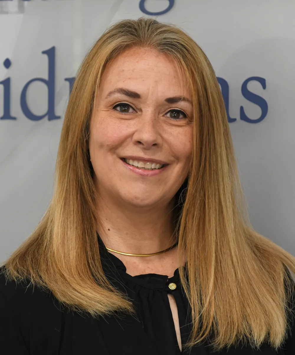 Molly L. Ray | Receptionist | Valicenti Advisory Services